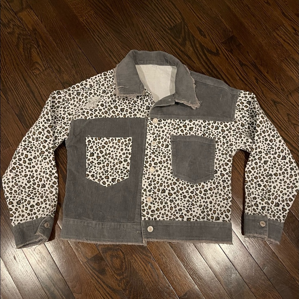 Leopard and corduroy shacket!